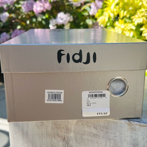 Fidji Gray Taupe Perforated Strappy Sandal Wood Heel - Picture 16 of 16